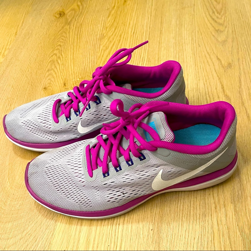 Nike Flex Run womens size 7